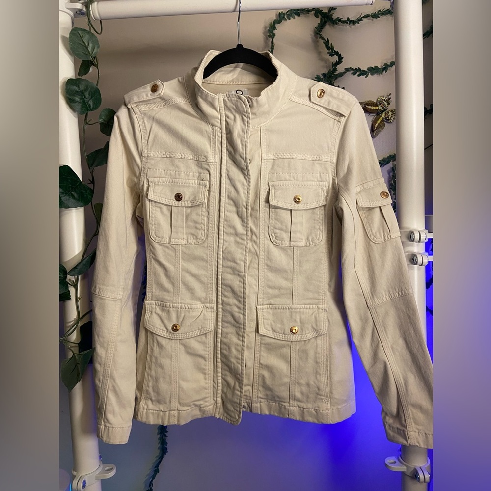 Kenzie Cream Lightweight Jacket